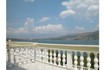 Croaţia Penzión Donji Karin, Exteriorul